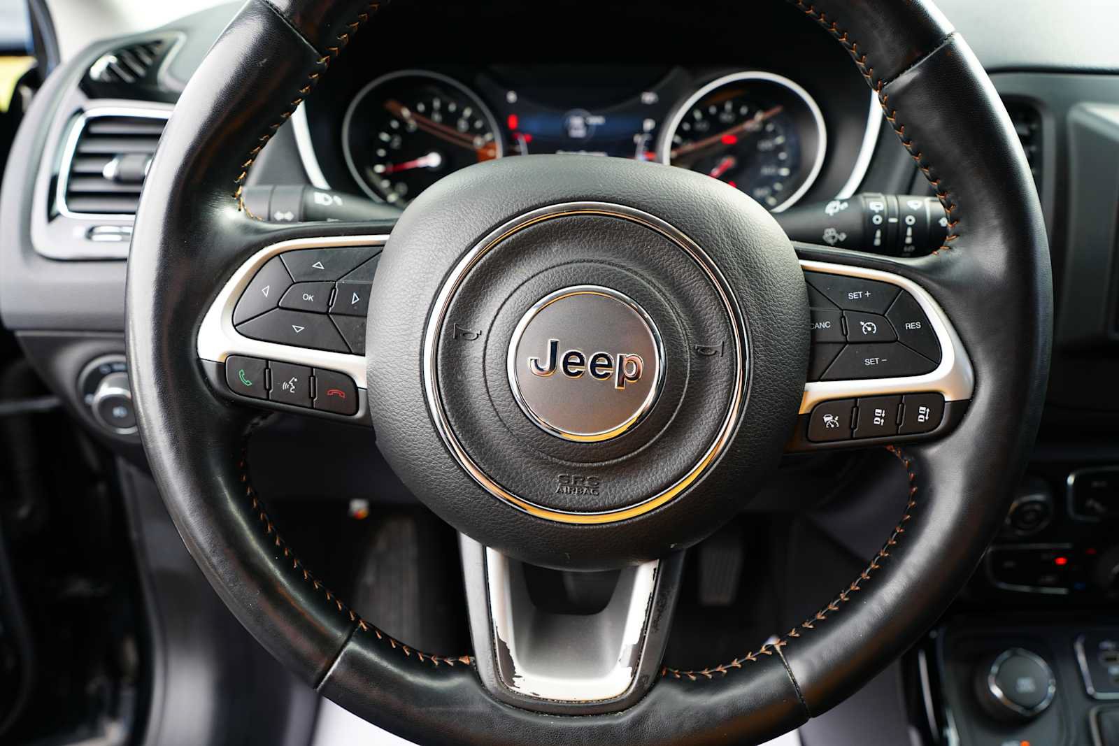 Used 2021 Jeep Compass Limited AWD/4WD image 17