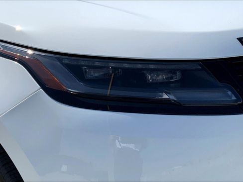 New 2026 Land Rover Range Rover Velar Dynamic SE image 16