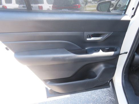 Used 2024 Toyota Grand Highlander AWD image 20