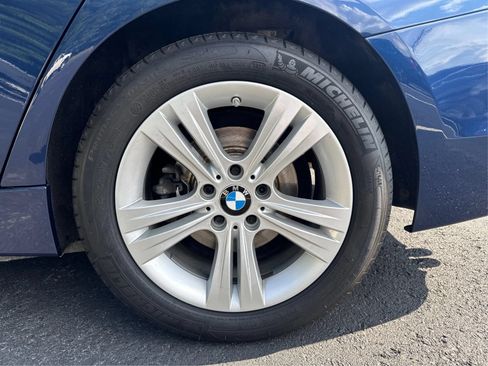 Used 2018 BMW 330i xDrive Sedan AWD/4WD image 15
