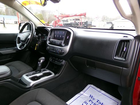 Used 2022 Chevrolet Colorado LT image 21