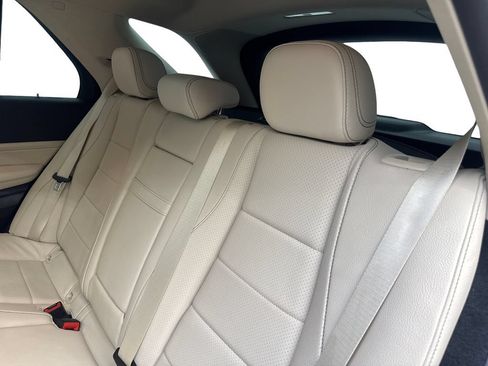 Used 2021 Mercedes-Benz GLE 450 4MATIC image 33