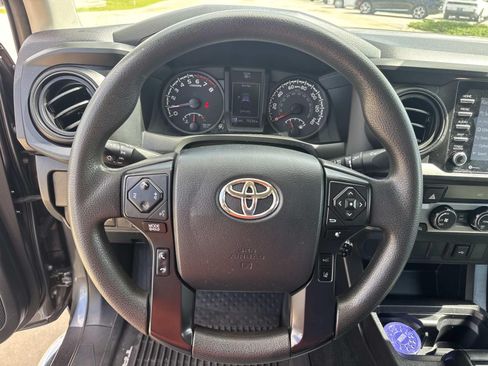 Used 2020 Toyota Tacoma SR w/ SR Convenience Package RWD image 21