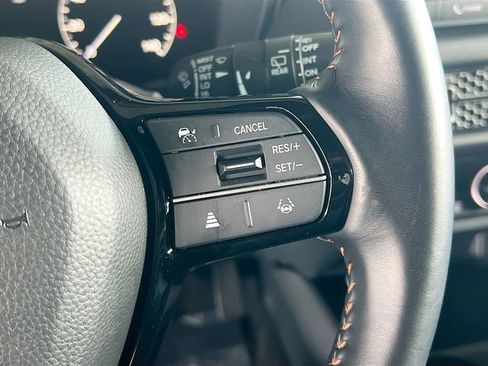 Used 2025 Honda HR-V Sport image 18