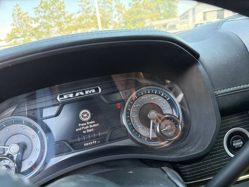 Used 2020 RAM 2500 Limited AWD/4WD image 15