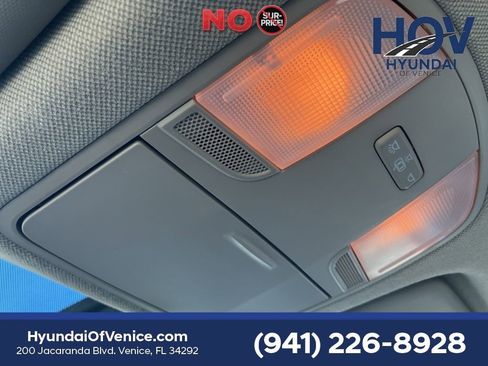 Used 2020 Hyundai Elantra SEL FWD image 12