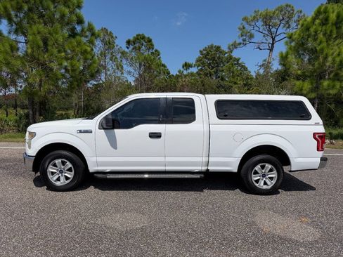 Used 2015 Ford F150 XLT w/ Trailer Tow Package RWD image 2