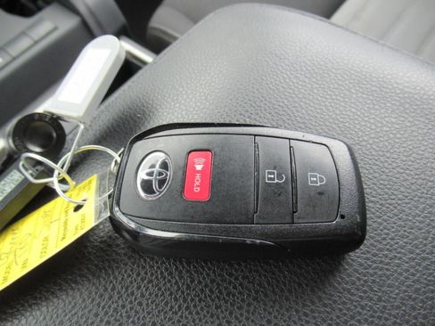Used 2025 Toyota 4Runner TRD Off-Road AWD/4WD image 28