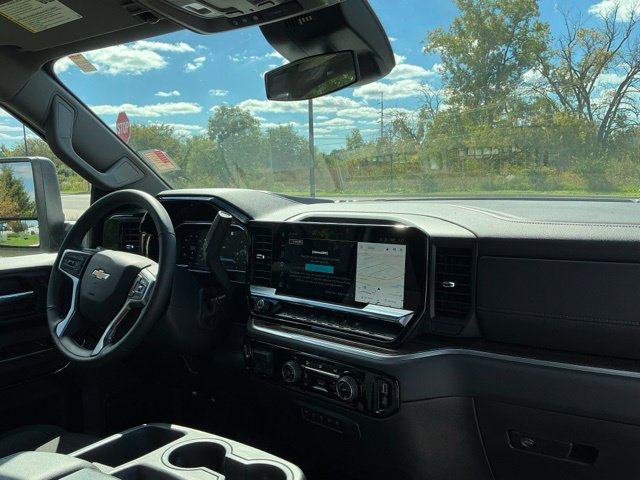 Used 2026 Chevrolet Silverado 3500 LT AWD/4WD image 18