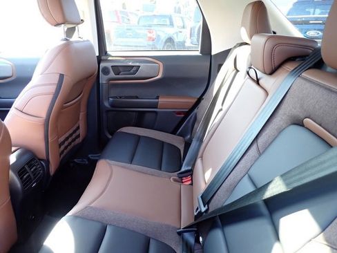 Used 2025 Ford Bronco Sport Outer Banks w/ Outer Banks Tech Package+ image 17