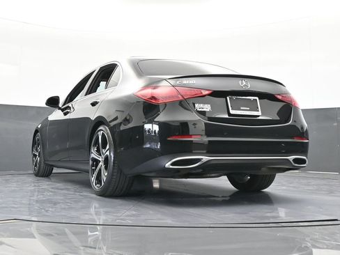 Used 2022 Mercedes-Benz C 300 Sedan w/ Exclusive Trim Package image 61