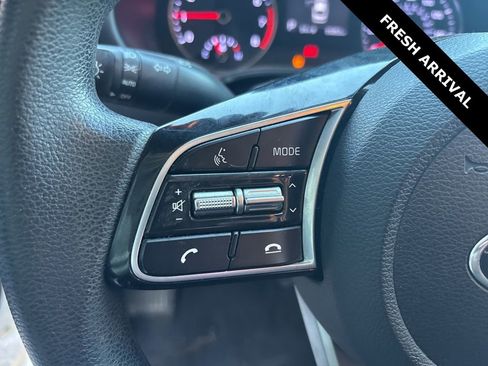Used 2021 Kia Forte LXS image 11