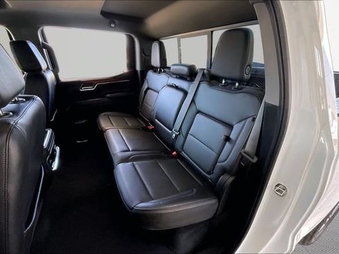 Used 2023 GMC Sierra 1500 Denali w/ Technology Package AWD/4WD image 16