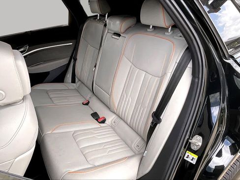 Used 2024 Audi Q8 e-tron Prestige w/ Prestige Package AWD/4WD image 19