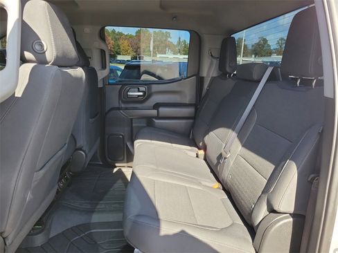 Used 2021 Chevrolet Silverado 1500 LT image 38