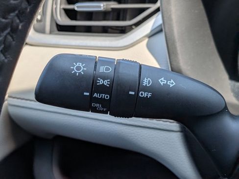 Used 2020 Toyota RAV4 Limited w/ Limited Grade Weather Package image 9