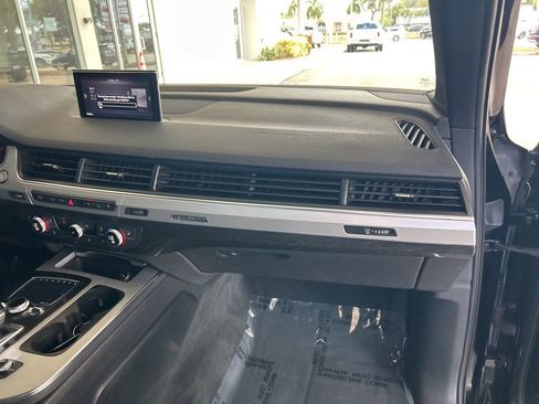 Used 2018 Audi Q7 2.0T Premium Plus image 23