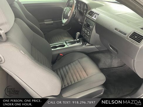 Used 2013 Dodge Challenger R/T image 37
