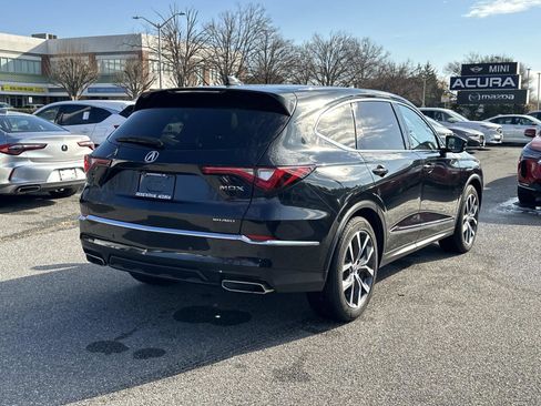 Certified 2023 Acura MDX SH-AWD w/ Technology Package image 4