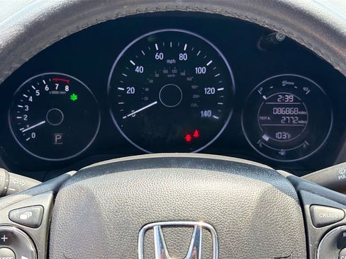 Used 2019 Honda HR-V Sport image 14