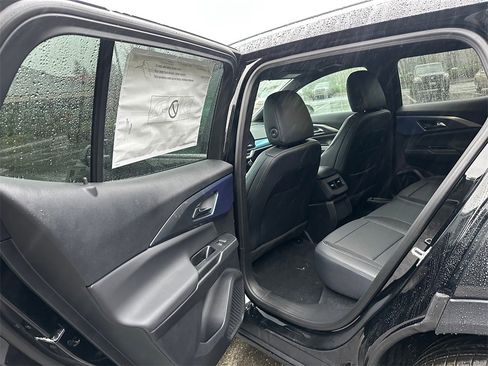 New 2026 Chevrolet Equinox EV LT image 16