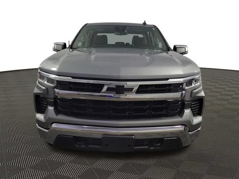 Used 2024 Chevrolet Silverado 1500 LT AWD/4WD image 2