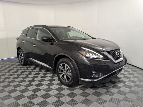 Used 2022 Nissan Murano SV image 3