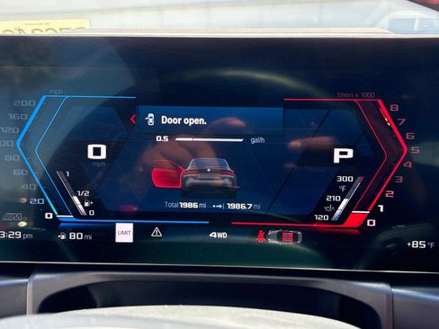 Used 2024 BMW M4 Competition image 22