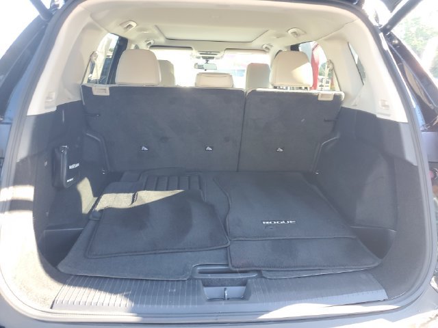Certified 2023 Nissan Rogue SV w/ SV Premium B Package FWD image 6