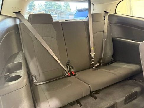 Used 2016 Chevrolet Traverse LT image 26