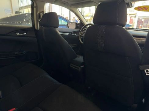 Used 2019 Honda Civic EX image 27