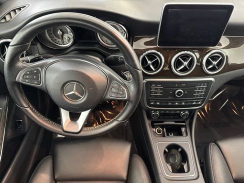 Used 2016 Mercedes-Benz GLA 250 4MATIC image 28