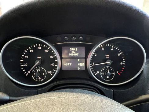 Used 2010 Mercedes-Benz ML 350 4MATIC image 22