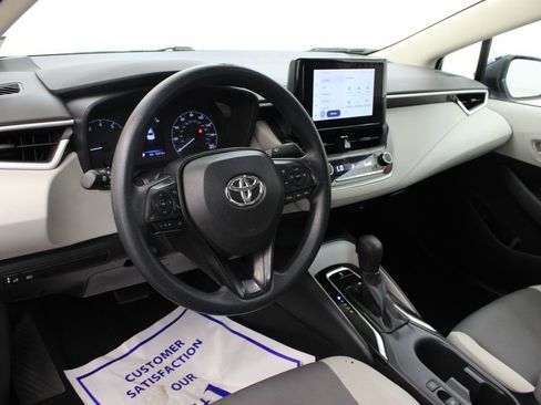 Used 2023 Toyota Corolla LE FWD image 14