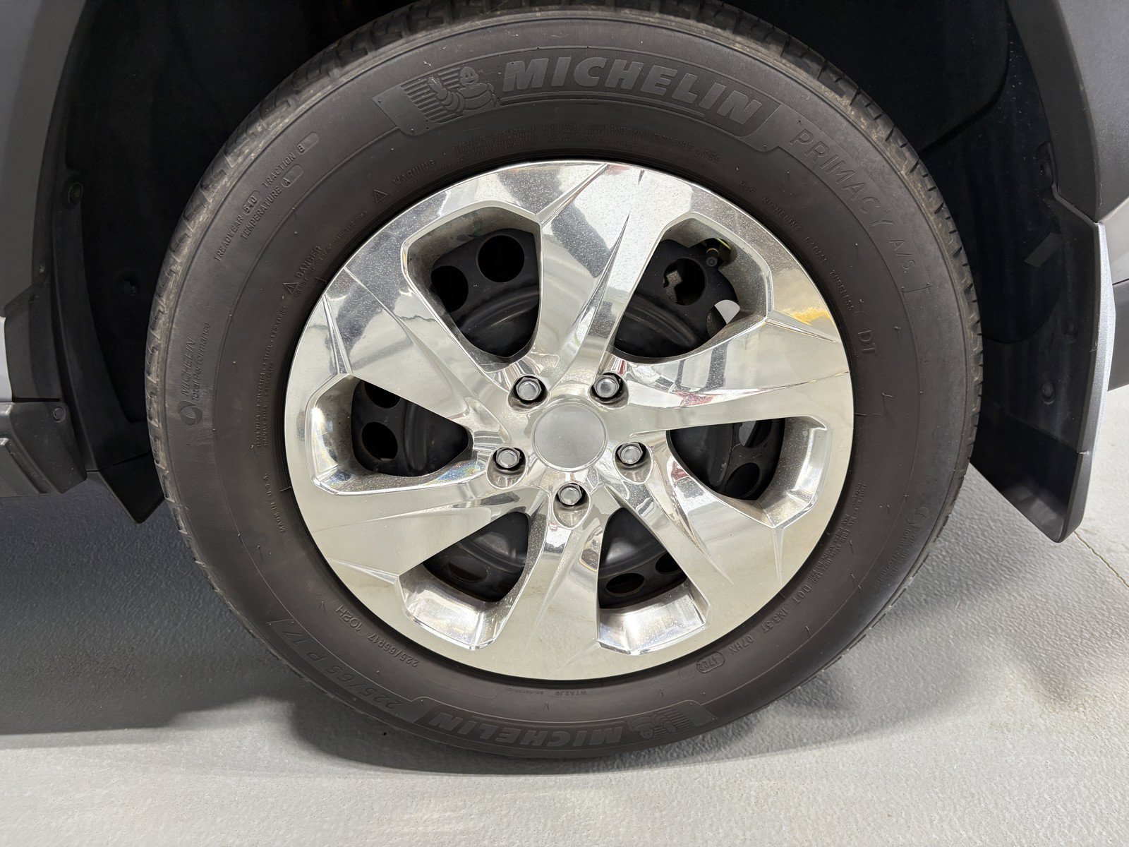 Used 2024 Toyota RAV4 LE AWD/4WD image 34