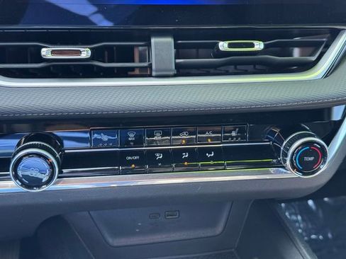 Certified 2025 Chevrolet Equinox LT image 17