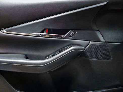 Used 2023 MAZDA CX-30 AWD 2.5 S w/ Preferred Package image 21