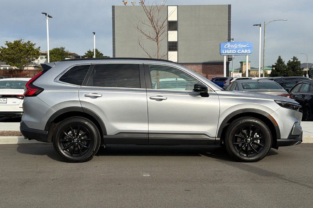 Certified 2024 Honda CR-V Sport-L image 3