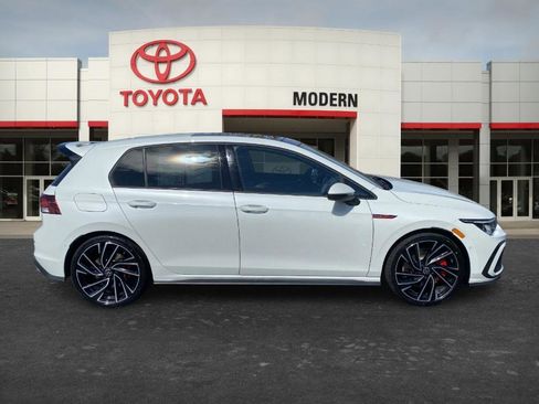 Used 2023 Volkswagen GTI Autobahn image 4