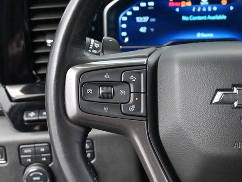 Used 2022 Chevrolet Silverado 1500 ZR2 w/ Technology Package image 17