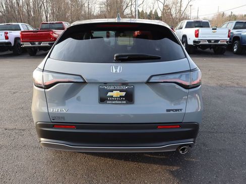 Used 2025 Honda HR-V Sport image 34