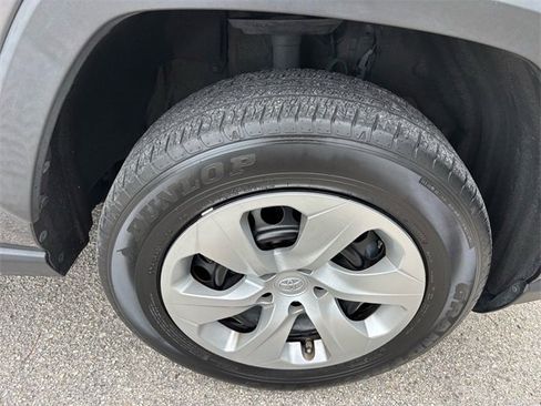 Used 2023 Toyota RAV4 LE image 10
