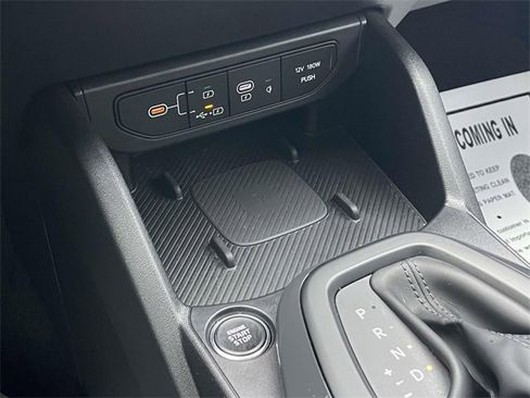 Used 2025 Kia K4 EX image 30