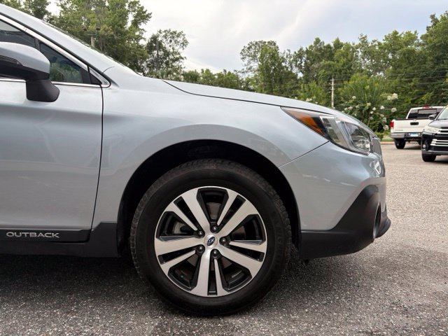 Used 2019 Subaru Outback 2.5i Limited AWD/4WD image 33