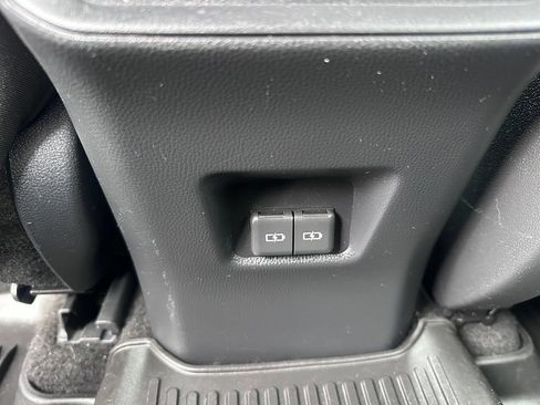 Used 2024 Toyota RAV4 XLE w/ Convenience Package AWD/4WD image 27