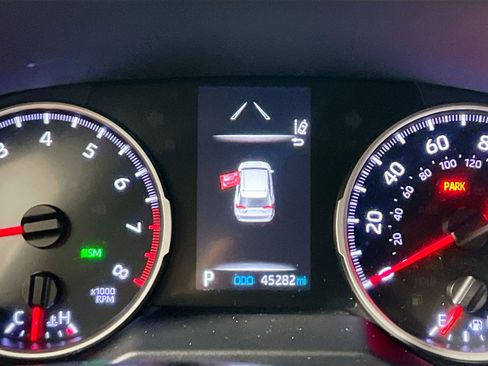 Used 2021 Toyota RAV4 XLE Premium FWD image 22