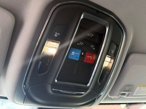 Used 2023 Jeep Grand Cherokee L Laredo w/ Luxury Tech Group I AWD/4WD image 26