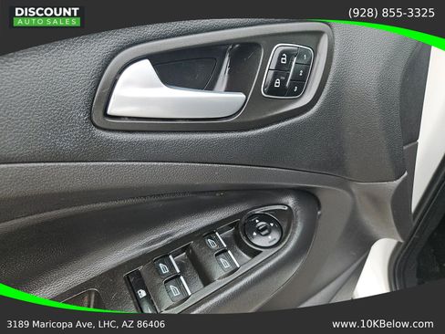 Used 2017 Ford Escape Titanium AWD/4WD image 14