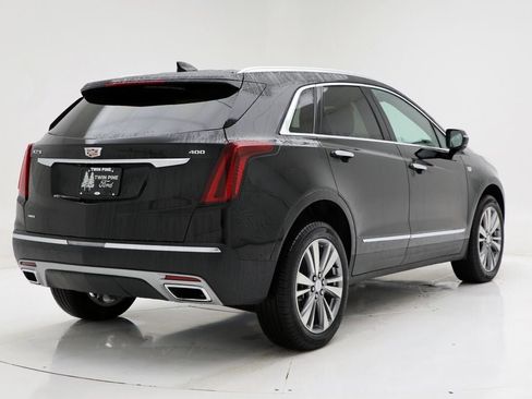 Used 2025 Cadillac XT5 Premium Luxury image 9