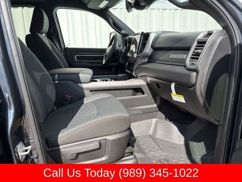 New 2026 RAM 2500 Big Horn AWD/4WD image 34